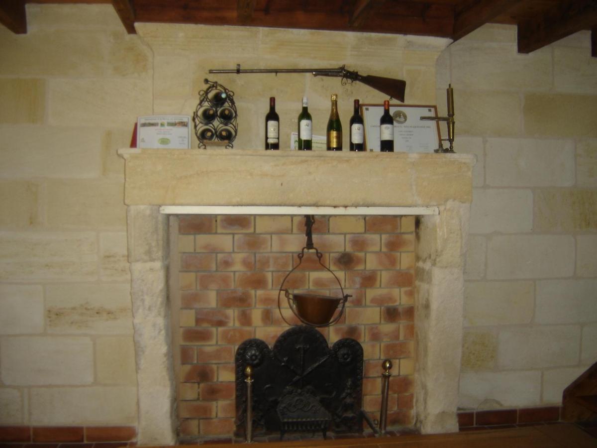 Chateau Laborde Marjolaine Saint-Médard-de-Guizières エクステリア 写真